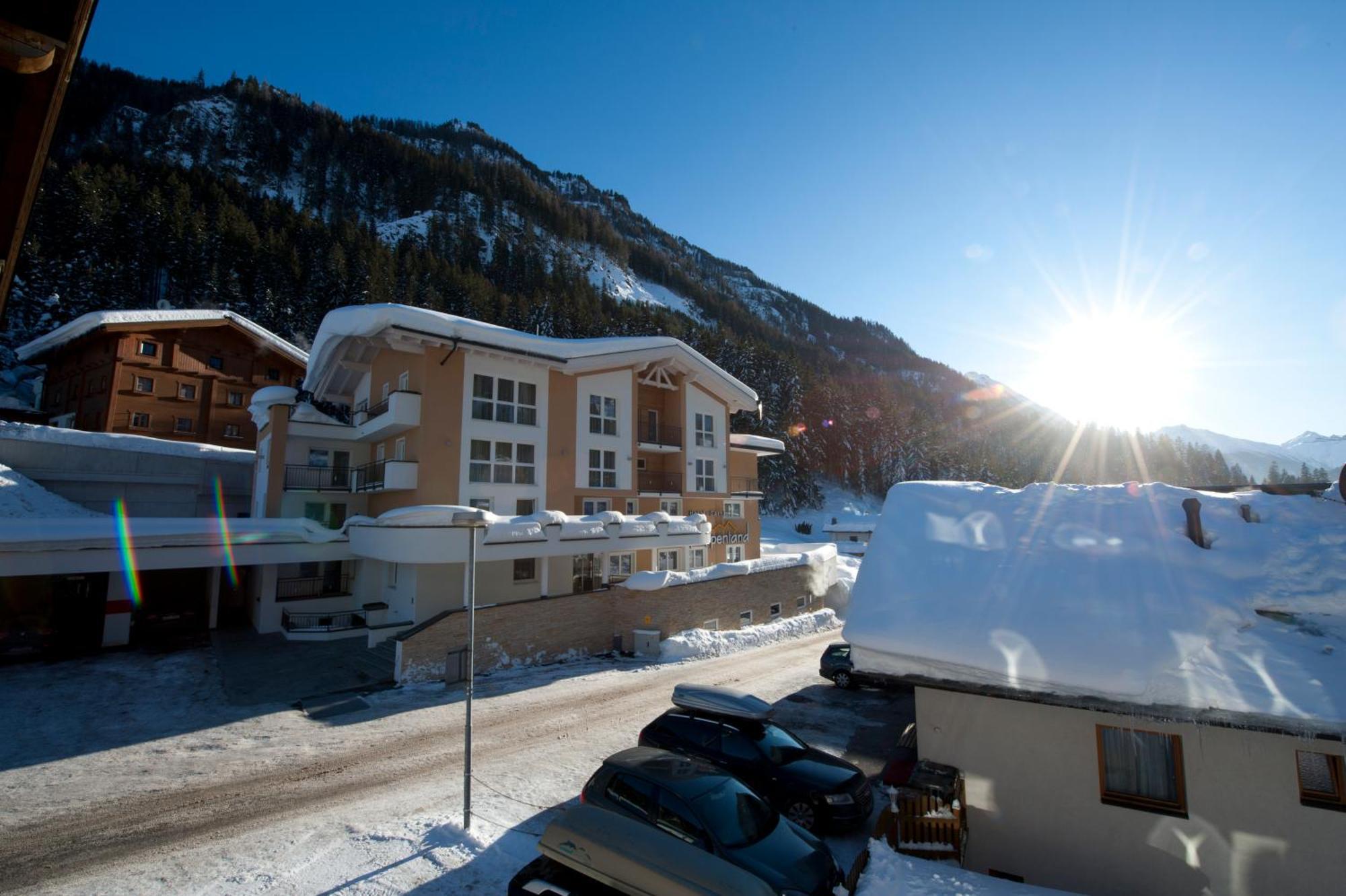 Hotel Garni Alpenland Ischgl Exterior photo
